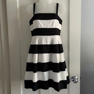 New with tags LOFT black & white bold stripe dress